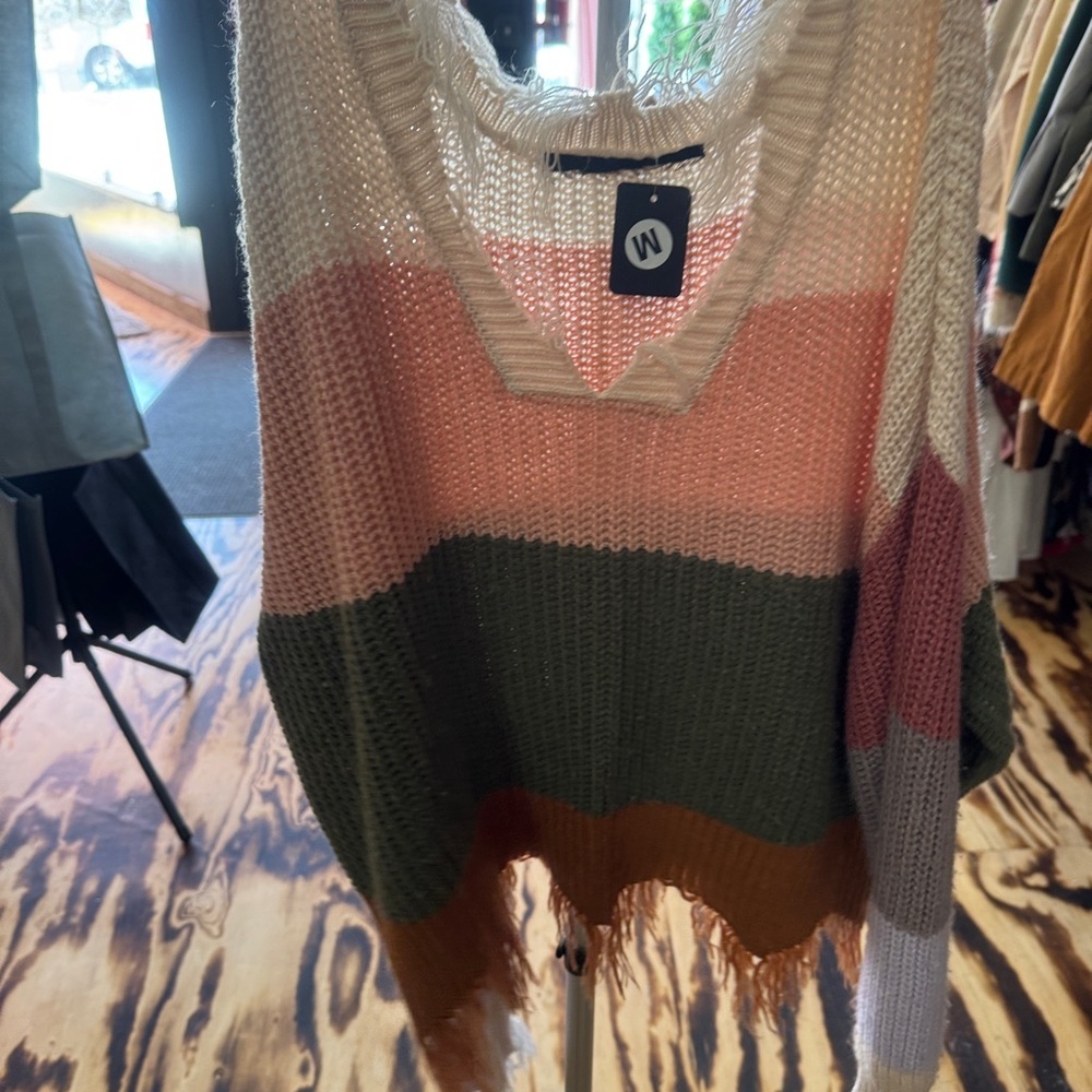 Chunky Knit V-Neck Sweater in Pink and Green
